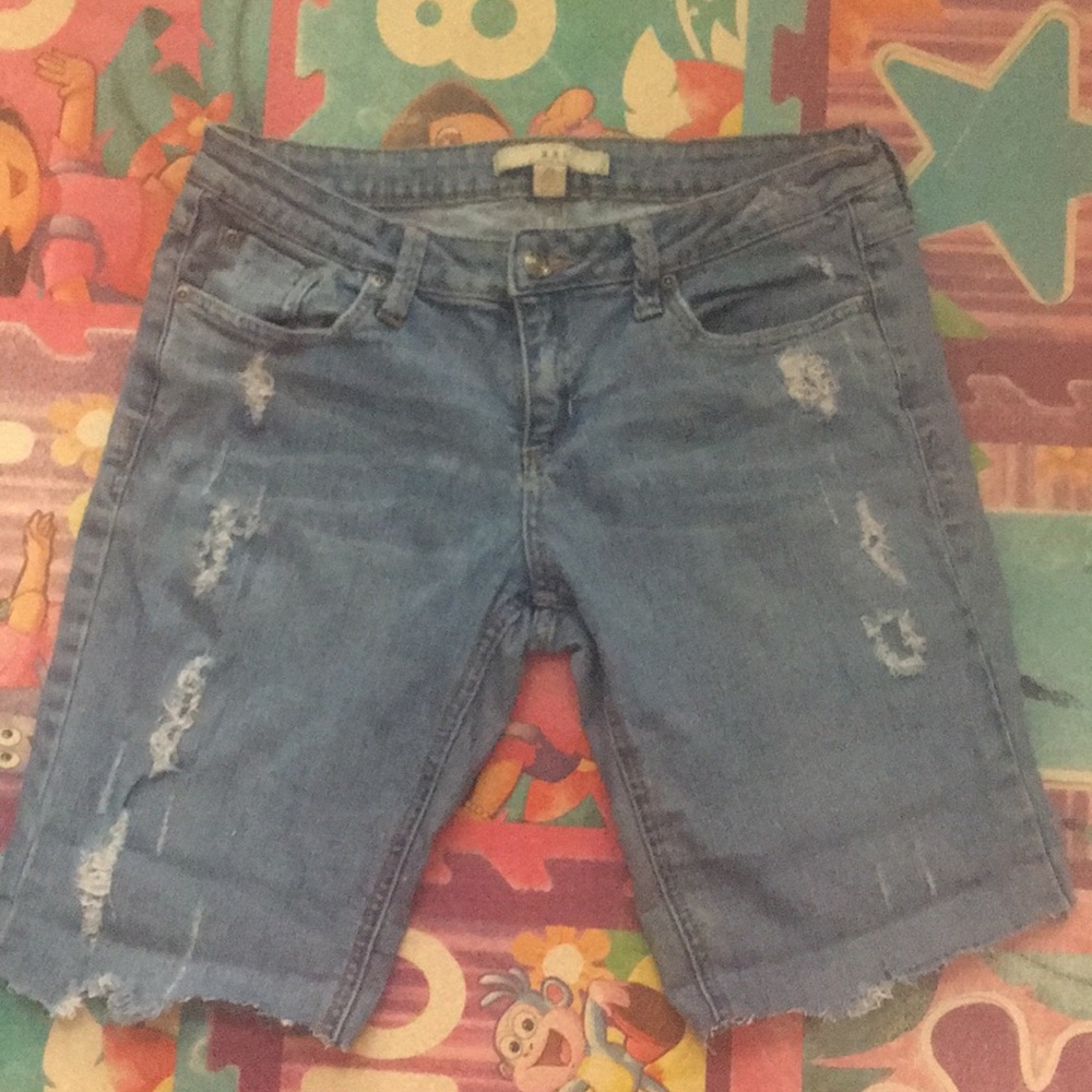 XX1 Frayed Cut off Jeans Size 29 Versatile Look - Picture 5 of 8